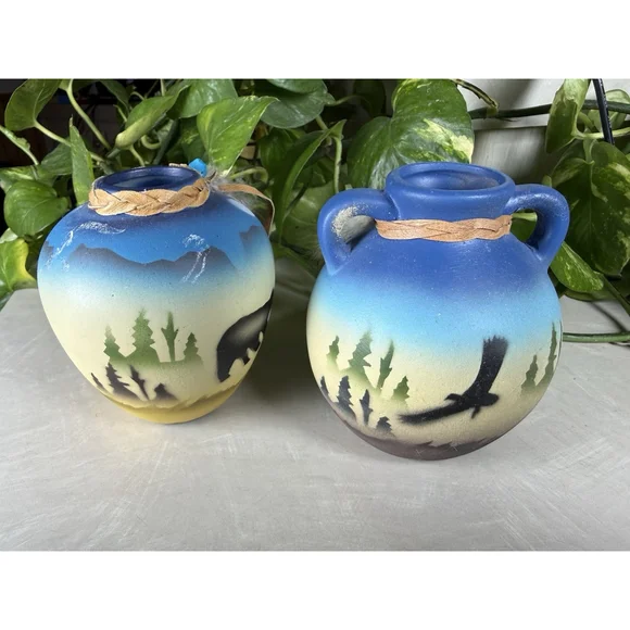 HandPainted Vtg Native American Ceramic Vases Blue Bird Wolf Coyote Bear Feather - Picture 3 of 10